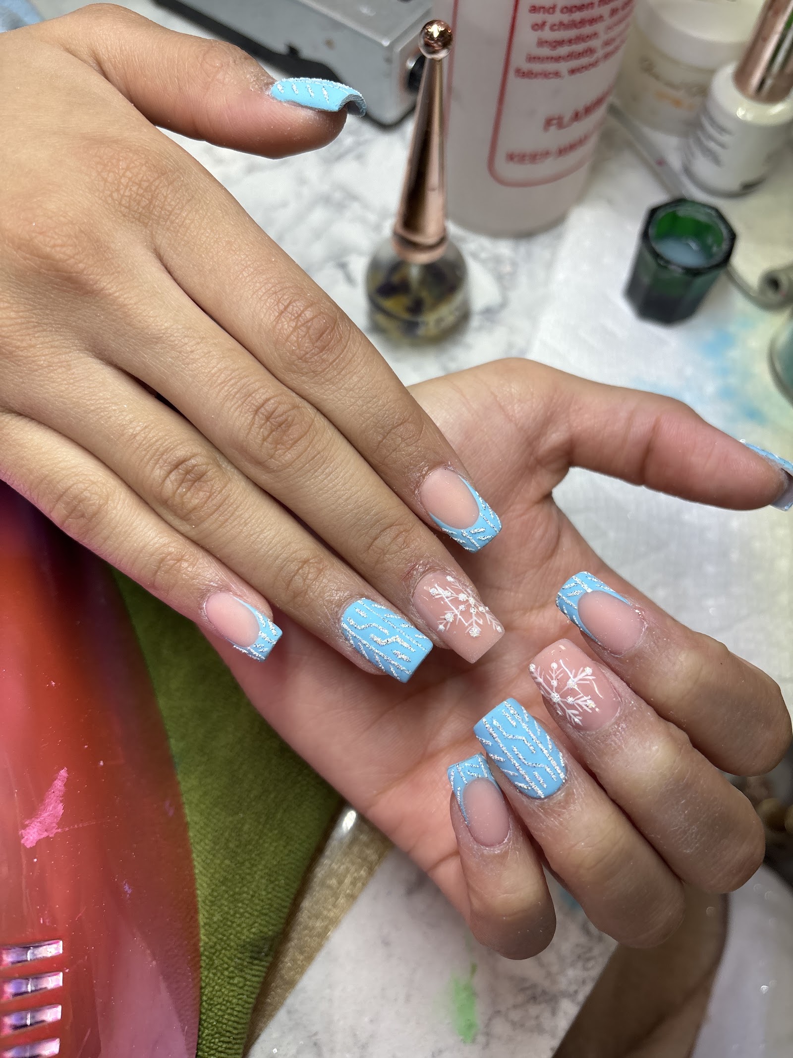 La Nail Salon nail photo 1