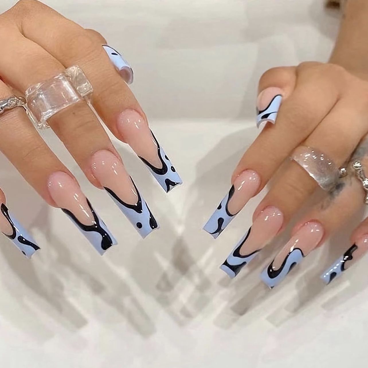 La Nail Salon nail photo 4